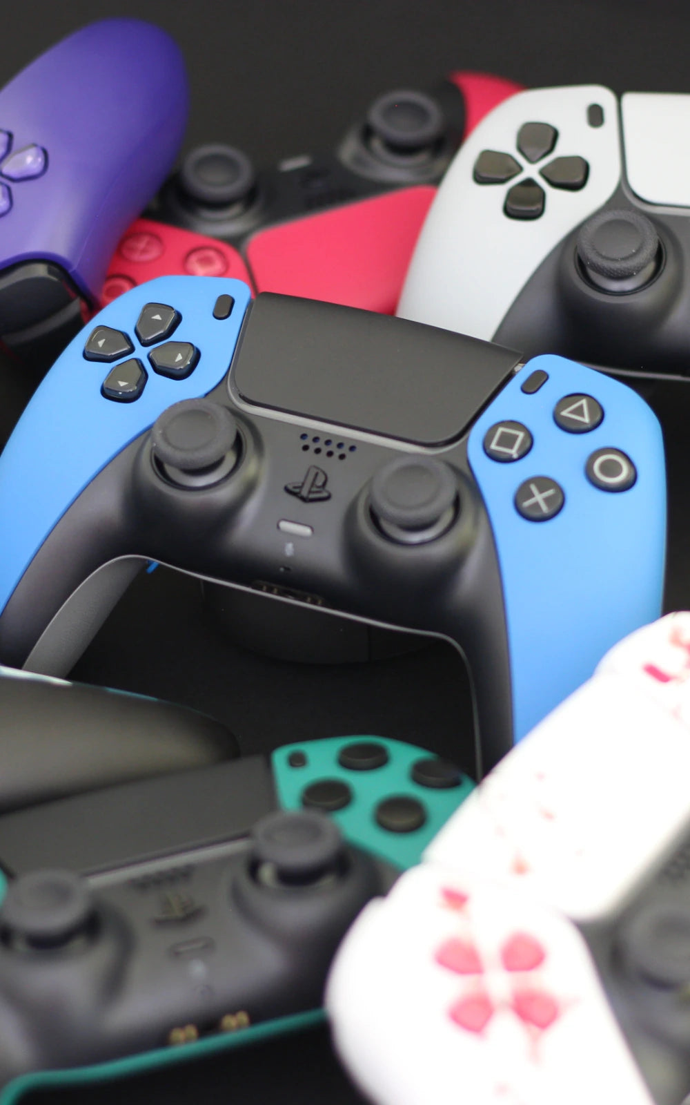 Des manettes de playstation 5 personnalisées